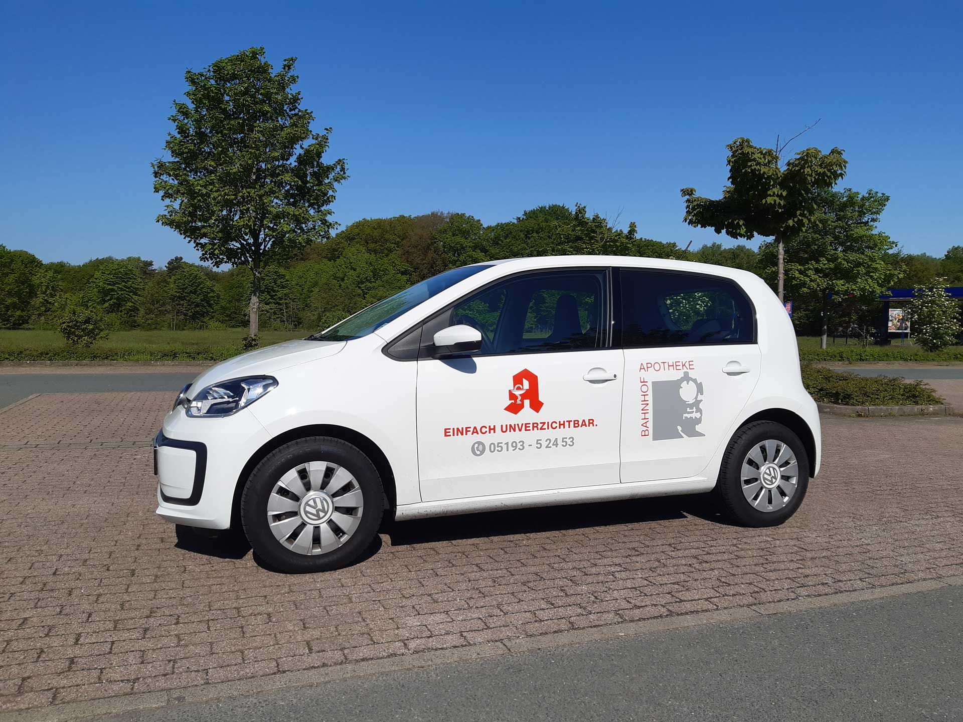 Botenauto der Bahnhof-Apotheke Schneverdingen